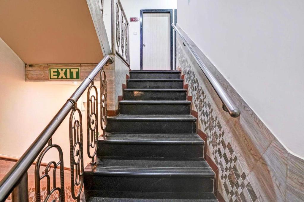Hotel Kailash Park- Near International Airport Βομβάη Εξωτερικό φωτογραφία